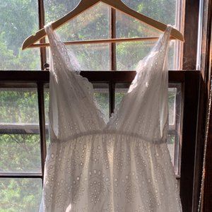 Sweet midi white eyelet dress